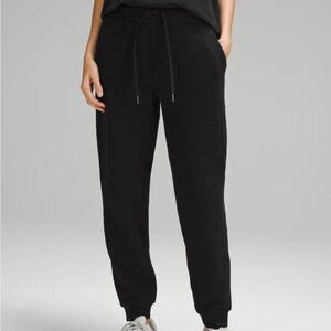 lululemon athletica women’s scuba joggers